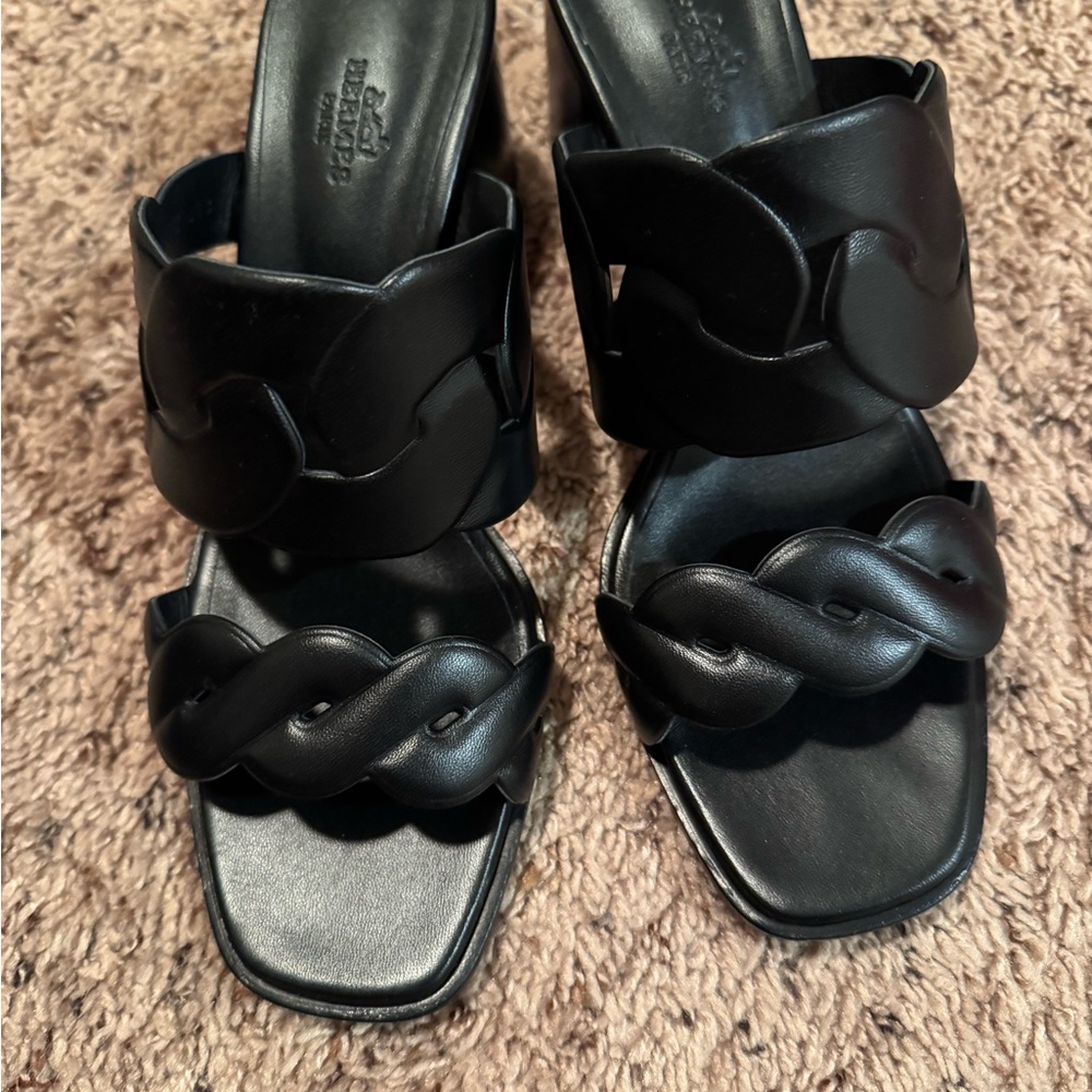 Hermès Noir Gaby Sandals